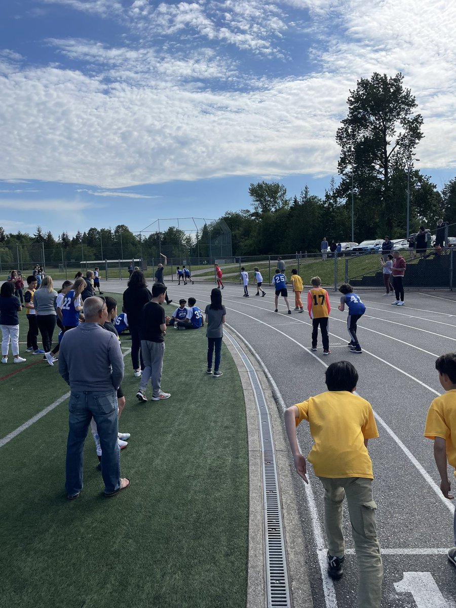 Looking forward to a new season @kitchenerSD41 
We will be back at Swangard for our track meets. Practices start later this week. @KristinSchnider @BurnabyBill 
@KathrynYamamoto @Brandon_Curr