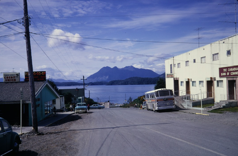 Tourism Tofino tweet media