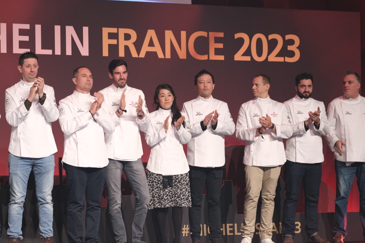 39 nouveaux restaurants recommandés avec une Etoile MICHELIN !
Du Nord au Sud, d’Est en Ouest, les inspectrices et inspecteurs du Guide MICHELIN ont parcouru les villes et les villages de France à la recherche des meilleures tables.  #GUIDEMICHELINFR