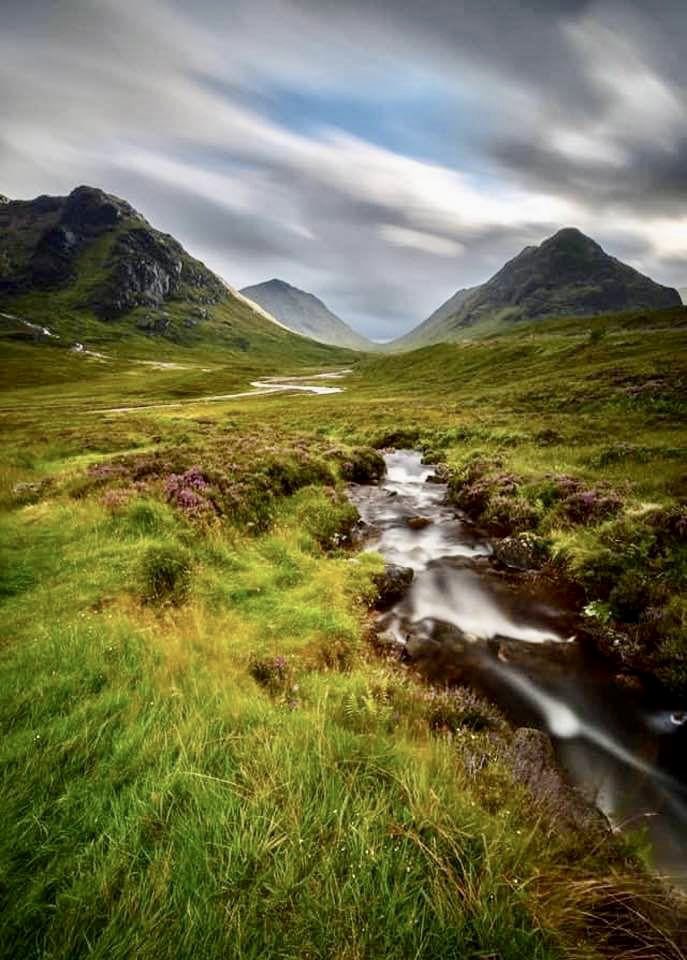 Have a nice evening 
💙🏴󠁧󠁢󠁳󠁣󠁴󠁿
#glencoe #dalness #scottishhighlands #threesisters #scotland #wildlandscapes