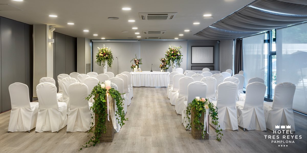 Hay momentos que son únicos, y queremos que nos hagas partícipes de ellos. Cuéntanos tus deseos y nuestro equipo los hará realidad en la #boda que os merecéis. ¡Celebra el amor en #HotelTresReyes!

bit.ly/Hotel3Reyes
#Pamplona #SomosTuHotel #Navarra