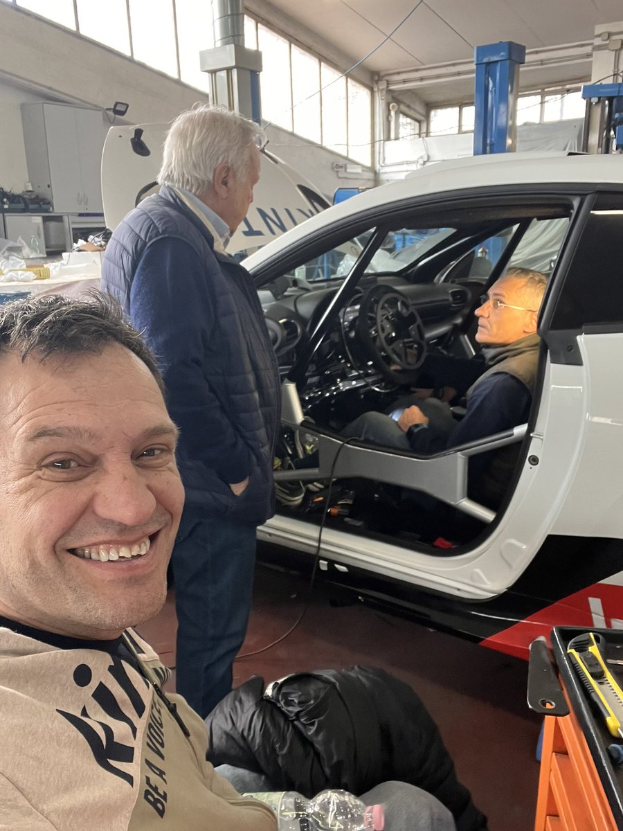 Albert Llovera tweet media