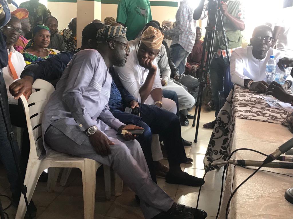 SplashFM1055's tweet photo. Labour Party Endorses Makinde’s Re-election Bid, Dumps Party's Guber Candidate.
Read more on: https://t.co/Gci5nLuZgC
David Bello
#splashinfo
#splashfm1055 https://t.co/hRuVNyqzxy