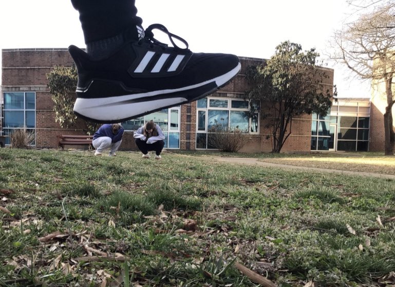 BusEdFun4U's tweet image. The 8th grade Photography &amp;amp; Digital Media students practice their Forced Perspective technique skills creating an optical illusion shown through their photographs. @BoykinBryan @HokieAEK @WMS_WolfPack @Ashley83859234