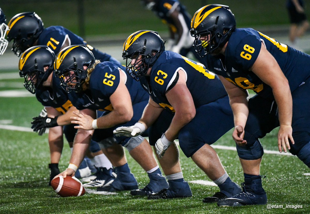 Big thanks to <a href="/CoachVaikla/">Nathaniel Vaikla</a> and <a href="/UWLancerFB/">LancerFootball</a>  for the prospect camp invite!!