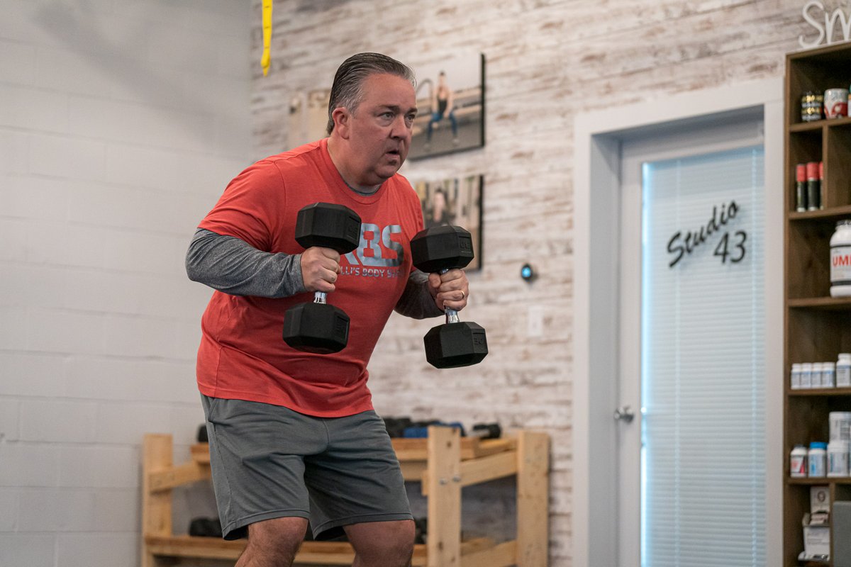 ruefcreative's tweet photo. Our photographer just captured some new photos for Kelli’s Body Shop. They really showcase what KBS stands for, “fitness and wellness for everybody.” You can check out the new photos on the KBS
website.
#kbsfam #workout #workoutphotography #dayton #website #ruef https://t.co/R5VCHxAiRZ