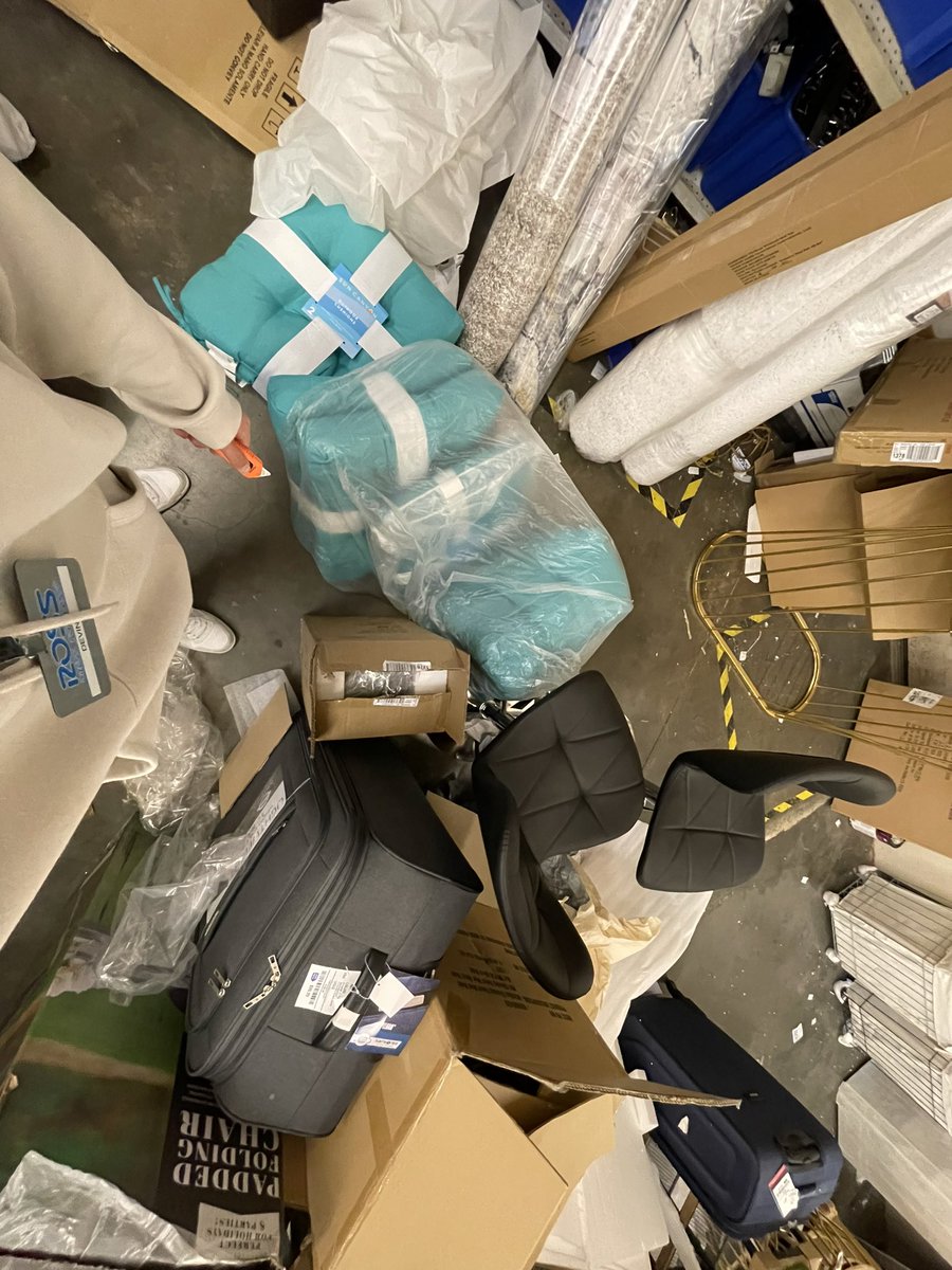 Lmk if y’all need my discount 😂 GM <a href="/OnChainMonkey/">OnChainMonkey®</a> !RISE