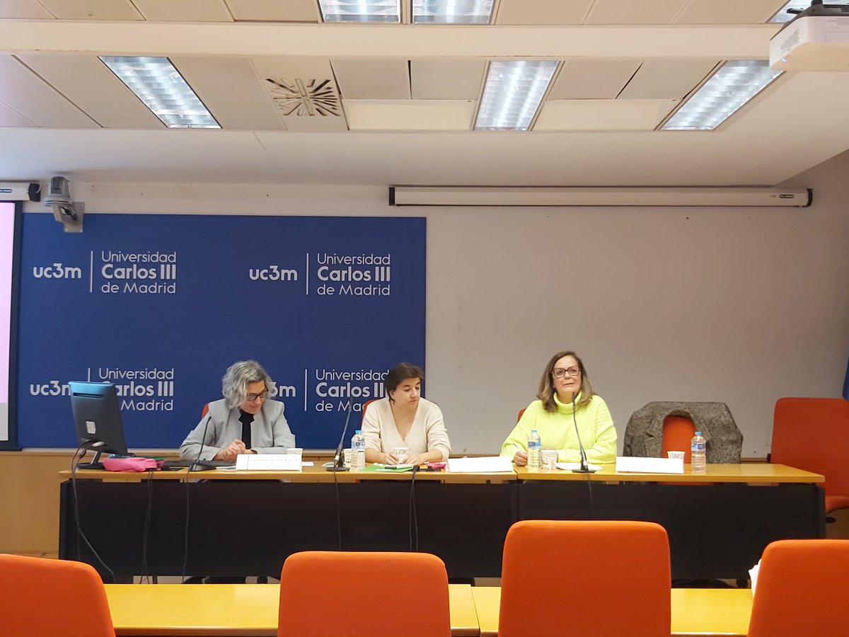 diana_espada's tweet photo. Escuchando en la mesa 4 en el workshop internacional: consolidando redes. Innovación docente con perspectiva de género https://t.co/6v9TWjKZck
