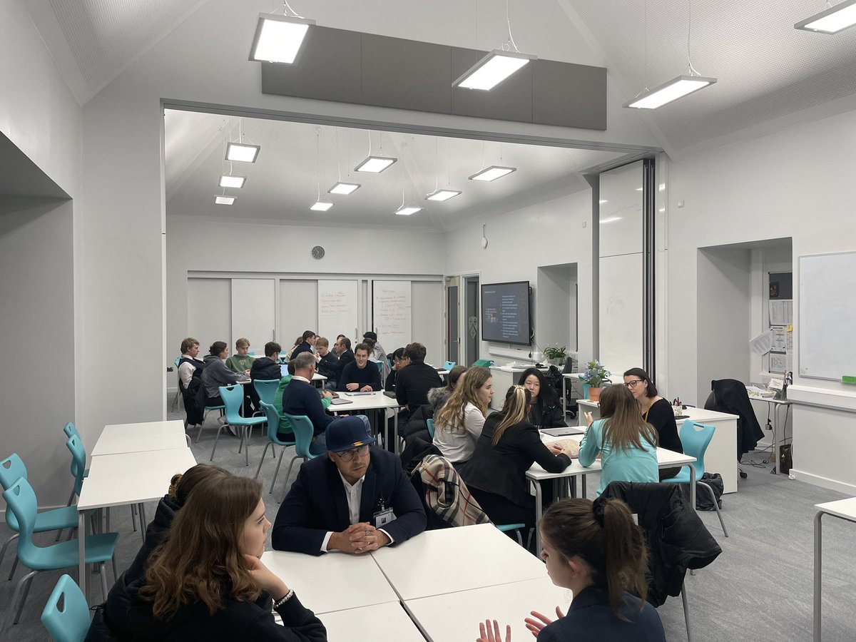 A pleasure to welcome our visitors for Lenten Address week this evening, for a session filled with discussions on the origin and meaning of life, the existence of a creator, morality without God, and more. Plenty of sore brains after that one! <a href="/opendoor4u/">Felsted Chapel</a> #FelstedInspires