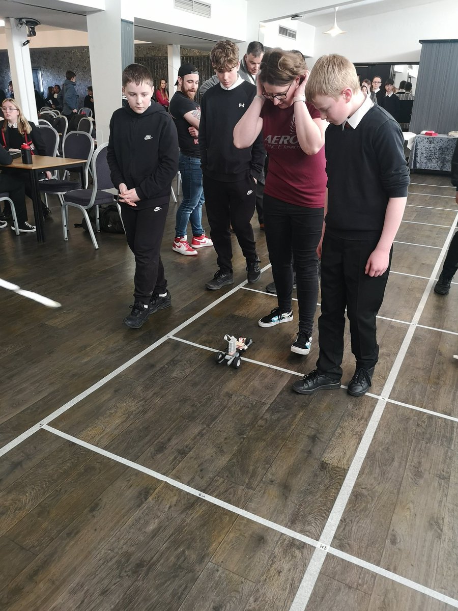 RachelCDTofSTEM's tweet photo. @qahsinfo @AeroSKinross @motivesolutions @YoungSTEMLeader well done to Team 'Anything' from QAHS who achieved first place today at the STEM hydrogen project Regionals and everyone who attended! Great efforts of building, testing and team work! 🌟 https://t.co/0P5gLsjRh1