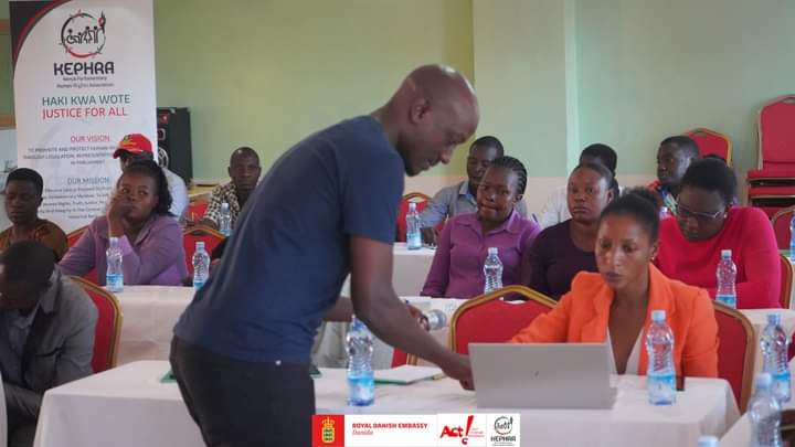 HumanRightsMPs's tweet photo. @HumanRightsMPs today facilitated a seminar on the development of the Bungoma County Peace Building and Conflict Management Policy, 2023 in Bungoma. 

https://t.co/qe76Gd2KC4 https://t.co/p2EXfc35kp