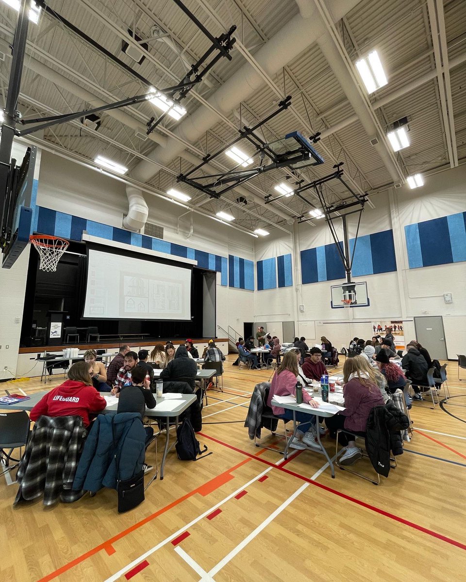 scottpathways's tweet image. Last Friday, our Construction Pathway students hosted @saskpolytech Architectural Technology students from Moose Jaw for a Design Charette Day! Students participated in the design and floor planning process of building a house! @RegPublicSchool