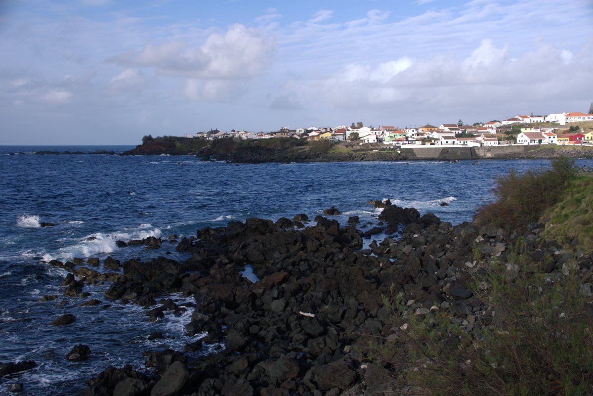 KarinSubrtova's tweet photo. Sao Miquel, Azory 🇵🇹
Den 6.
Celý ostrov Sao Miquel jsme již skoro objeli, poslední zbývající částí bylo západní a severozápadní pobřeží. Vyhlášená je pláž s černým pískem v příjemném letovisku Mosteiros🖖
#now2023 #pohledyzcest #azors #saomiquel https://t.co/T5EJZ8ZmfY