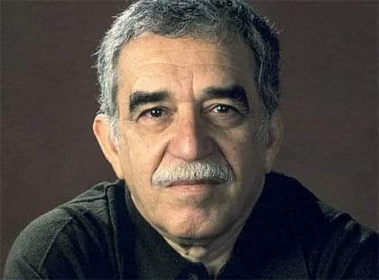 "América Latina no quiere ni tiene por qué ser un alfil sin albedrío, ni tiene nada de quimérico que sus designios de independencia y originalidad se conviertan en una aspiración occidental".

#GabrielGarcíaMárquez

La soledad de América Latina

Discurso: bit.ly/2DmPNbA