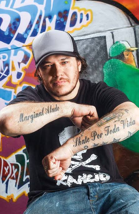 tracklist's tweet photo. Há exatos 10 anos, perdíamos o Chorão, fundador do Charlie Brown Jr. 💔

O eterno Marginal Alado deixou um legado no rock nacional e marcou uma geração inteira na música brasileira. https://t.co/byQL7qW13v