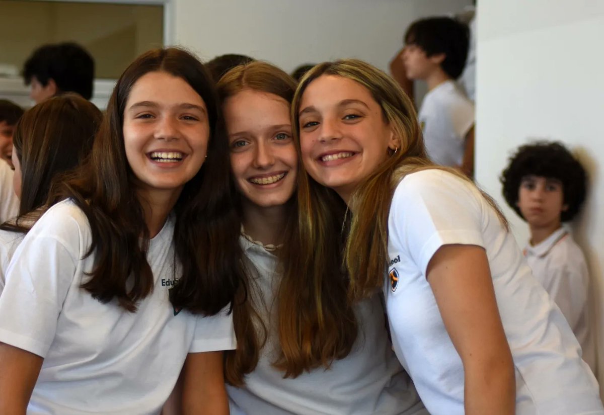 Inst_EDUSchool's tweet photo. Comenzamos con caritas felices! 🙂 https://t.co/Svpvjr19Eh
