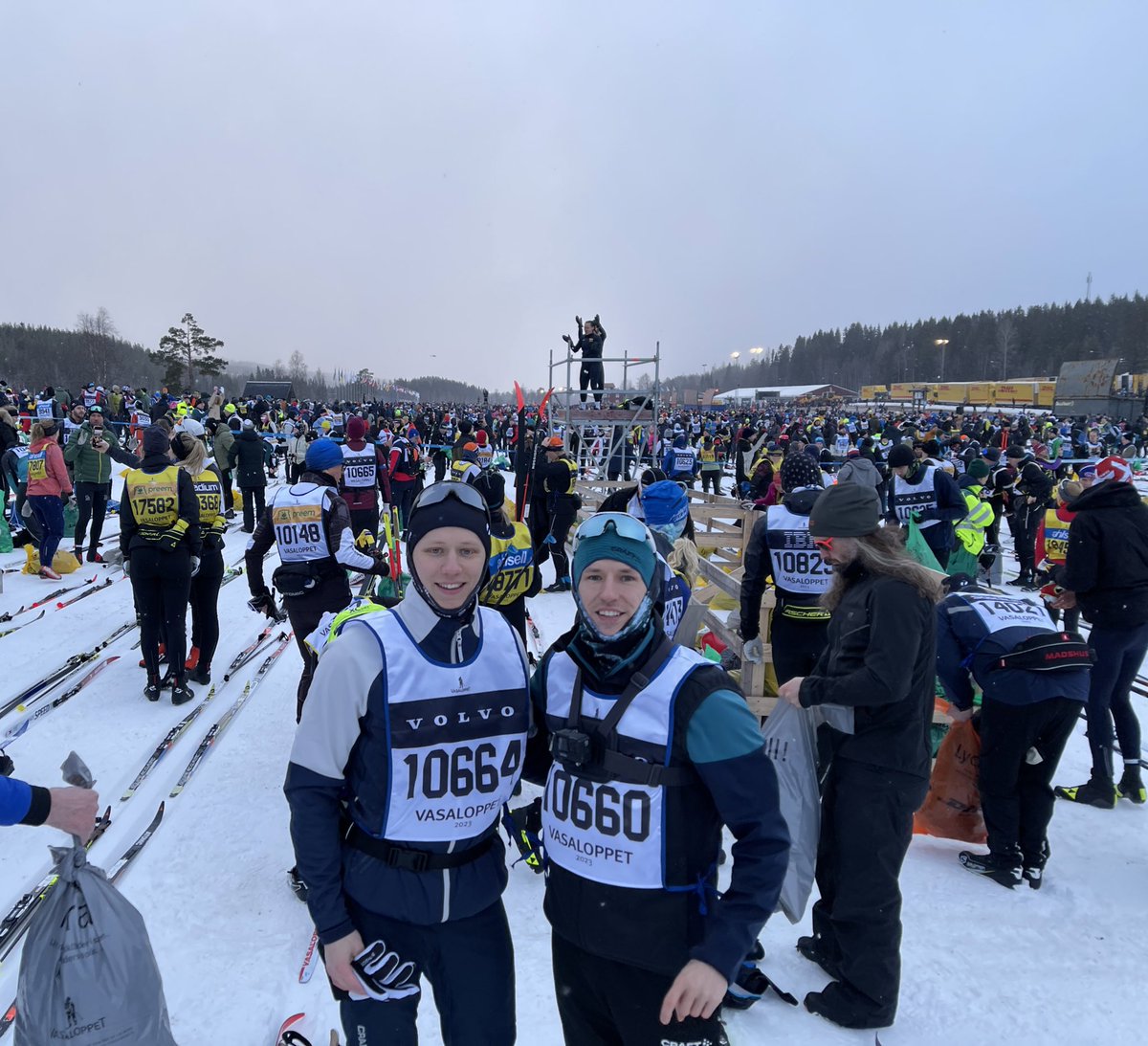 Orb's tweet photo. 🏅 Vasaloppet 2023 is COMPLETED which means the Swedish Classic is COMPLETED!

I dedicate this Swedish Classic achievement to my late father Björn Kumlin. He taught me the importance of perseverance and never giving up. 

Älskar dig pappa 💙 https://t.co/2IlVpZnD4h
