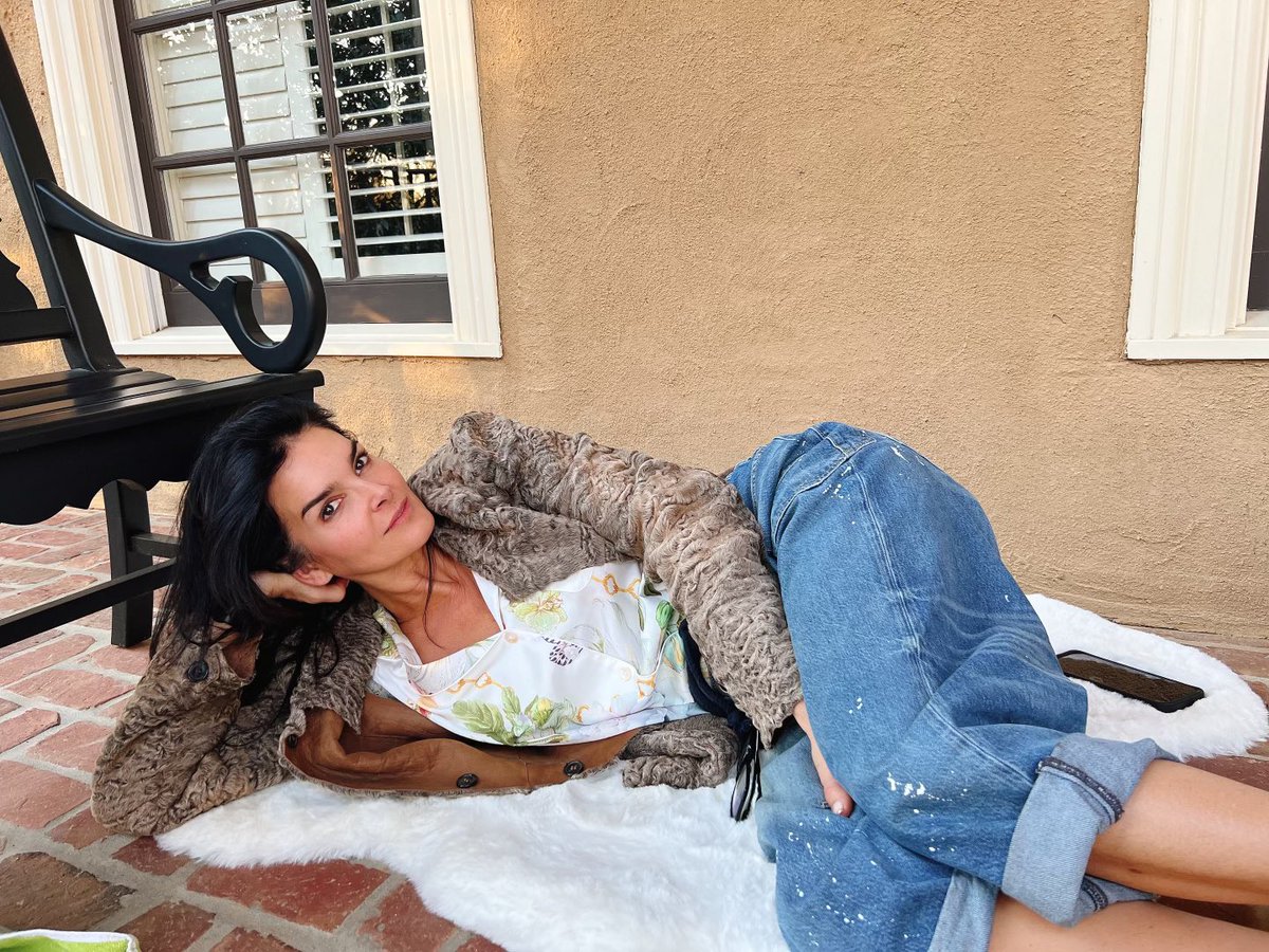 Angie Harmon on Twitter: "#MondayMood"