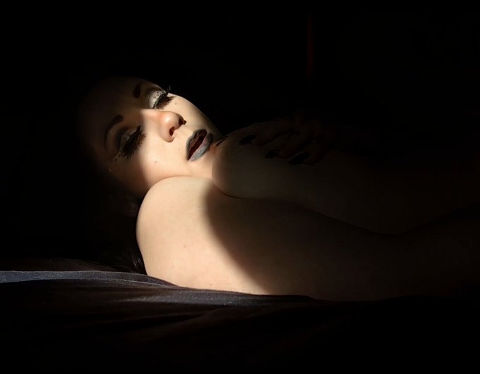 Would you roll around in the sheets with me? https://t.co/bvzMfntlsX