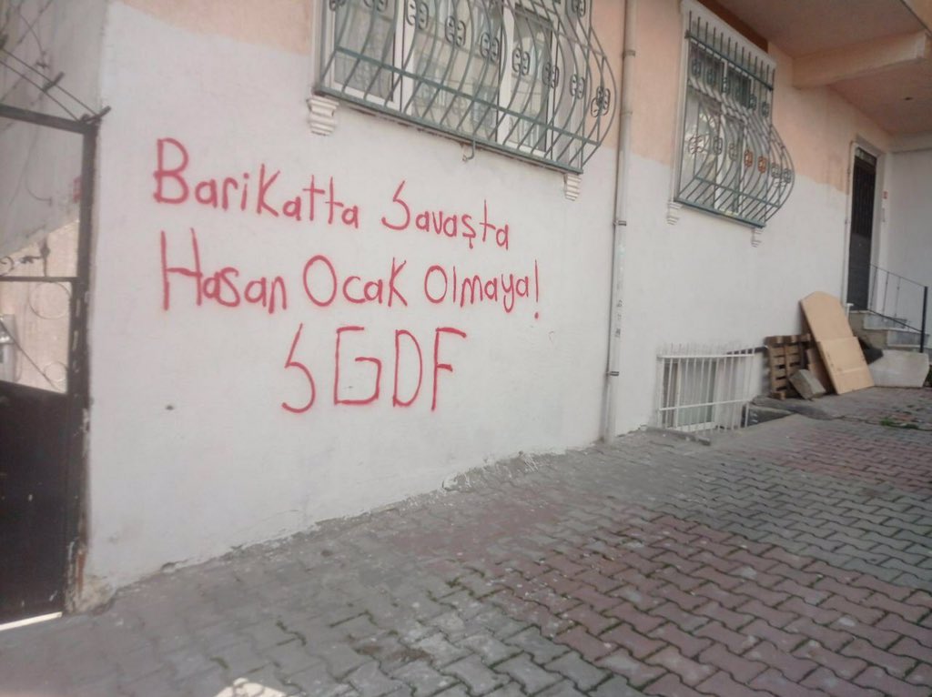 Ayaklanmanın 28. yılında Gazi Mahallesi’nde olacağız. 

Ayaklanmayı bastırmak amacıyla devlet tarafından gerçekleştirilen katliamın hesabını sormak ve komutan #HasanOcak şahsında ölümsüzleşenlerimizi anmak için #12Mart’ta Gazi Mahallesi’nde buluşalım.