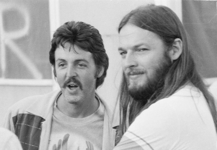 Happy birthday david gilmour! here he is with paul in 1976 