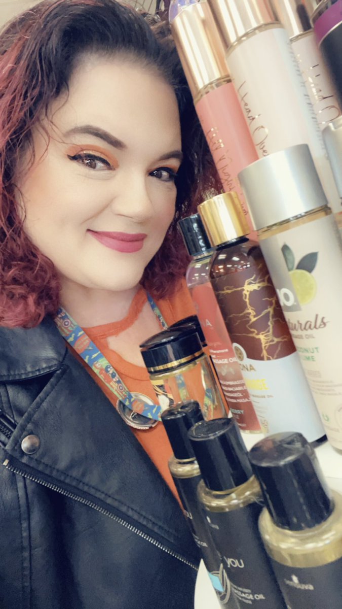 up4drea2's tweet image. I’m down here till 5pm!! Come see me and see all the new things we have in stock!! 
💋Up4Drea💋  1135 N. Bragg Blvd Spring Lake, NC 
#localsmallbusiness #smallbusinessowner #smallbusinessbigdreams #sizedoesntmatter #sizeinclusive #biggirlsarebeautiful