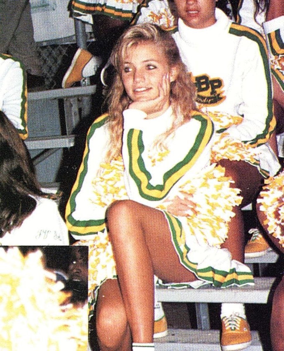 RT @PerezHilton: Vintage Cameron Diaz. Babe!! https://t.co/sO1l4SH6kz