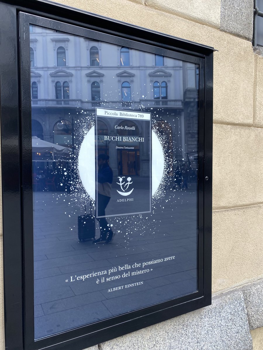 GiCivi's tweet image. Buchi bianchi di @carlorovelli @adelphiedizioni al @Piccolo_Teatro #Grassi con @lucfontana @Corriere 

I saluti iniziali di Piergaetano Marchetti 
Presidente di @BOOKCITYMILANO 

Che pubblico!

adelphi.it/libro/97888459…
