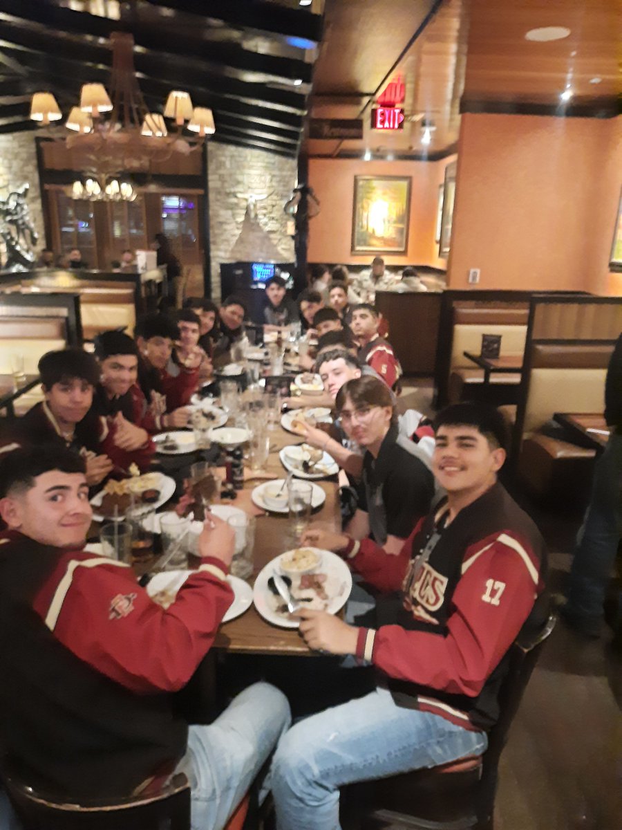 coachRod15's tweet photo. Want to thank this gentleman in Midland-paid for our dinner at Longhorn Steakhouse.  He appreciated our scholar/athletes (baseball players) behavior at the restaurant. https://t.co/wVwRPsBByA