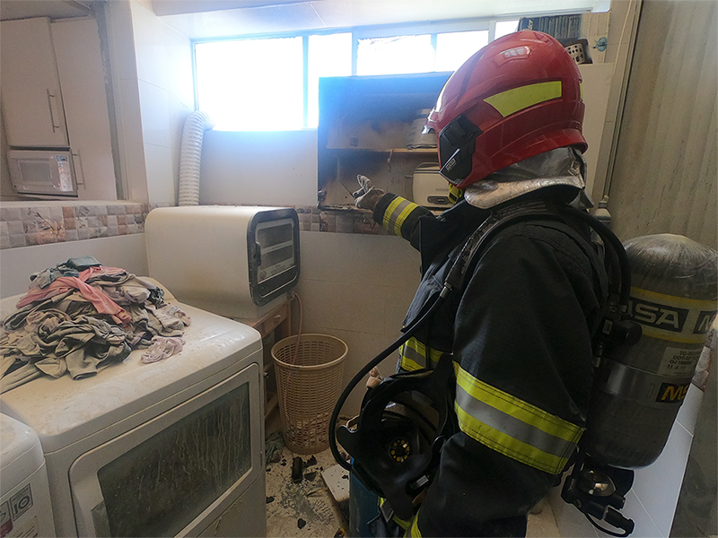 Atendemos diferentes tipos de #emergencias entre incendios, fugas de gas, emergencias pre hospitalarias, etc, conoce cual fue nuestro reporte semanal, dale clic en el siguiente enlace para más información: bit.ly/3ZHJ6s7

#BomberosRiobamba #TrabajamosPorTuSeguridad