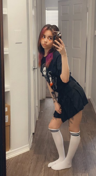 New video out on my OF  😍🙈 https://t.co/VMyiwC8SSI