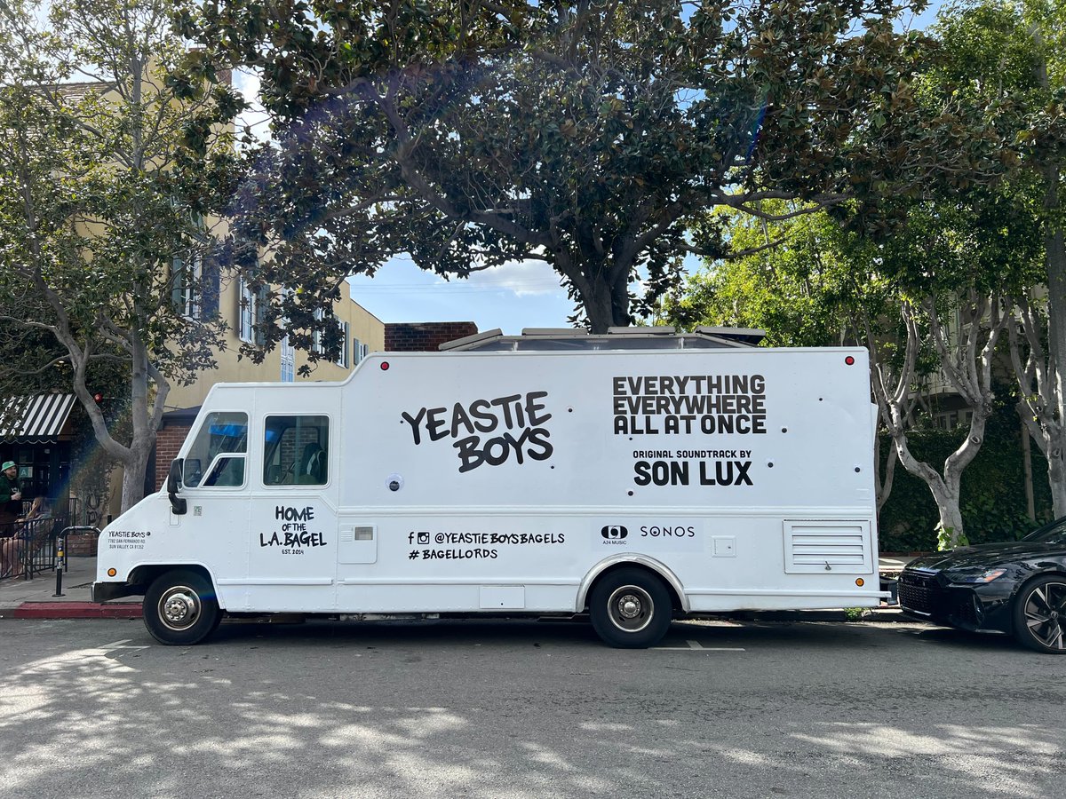 You’ll hear it coming. The #EverythingEverywhere Yeastie Boys Bagels truck has hit the streets. Follow the music for free everything bagels and the chance to score one the Everything Everywhere All at Once Soundtrack Vinyls. @Sonos @SonLux