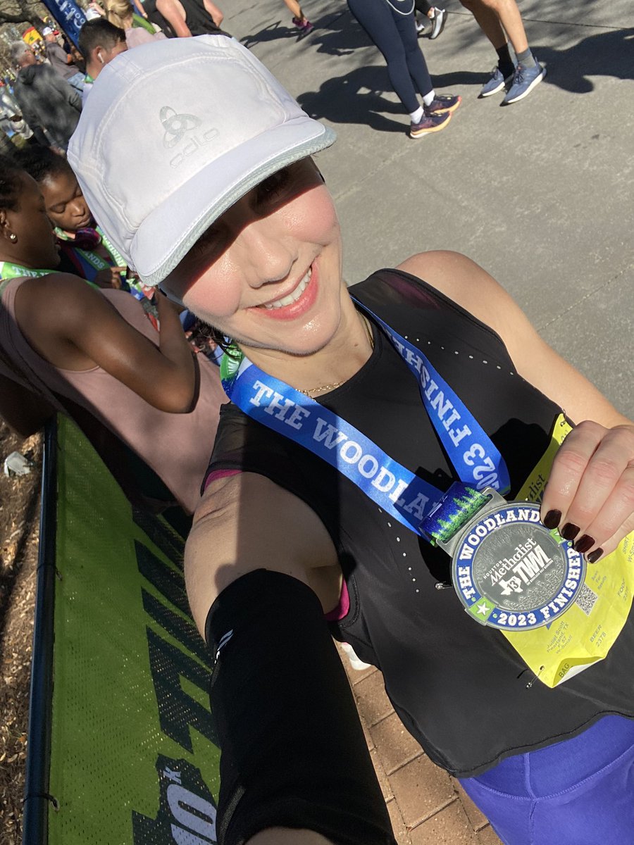 Juliet_Kristine's tweet photo. Happy #MedalMonday ! Great time at the @TWMarathon on Saturday! Seven minute improvement from my January race. Not stopping there! Great race, highly recommend. #runtwm #runhappy https://t.co/CK0vKGB3Ni