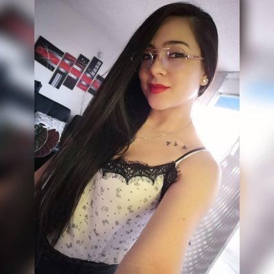 AlejandraO27's tweet photo. #NuevaFotoDePerfil https://t.co/QHDrRdi09L