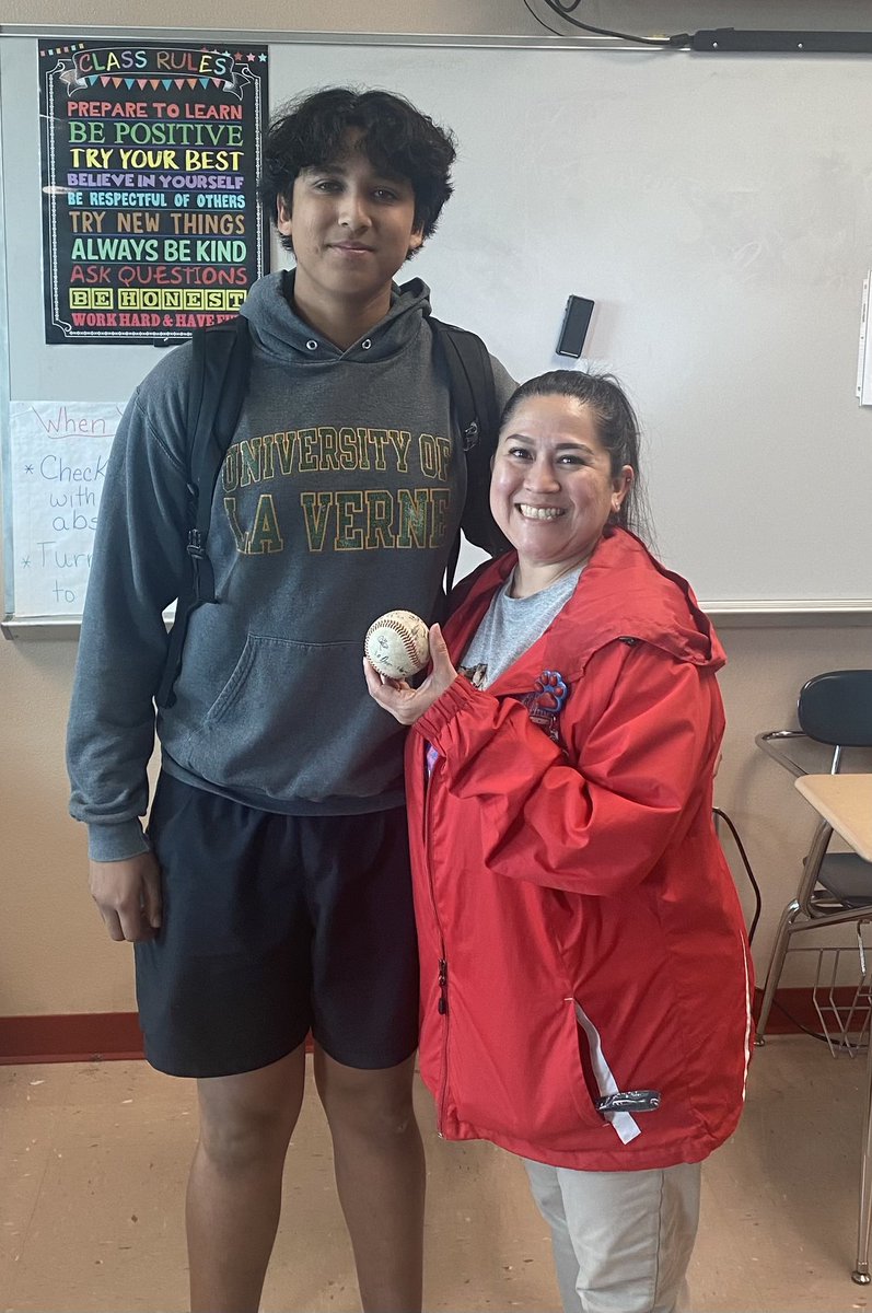 GPWildcatBsbl's tweet photo. Another Monday = another batch of game balls given out! 

Omar Mariscal⚾️Mrs Ramirez
Eddie Sanchez⚾️Mrs Carrell
Caleb Orrell⚾️Mrs Lacy https://t.co/Ecj0eLXA0I