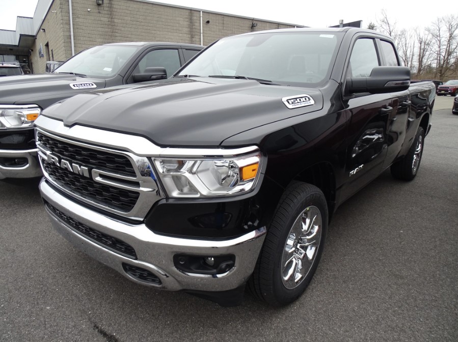 Take charge of your commute in this 2023 Ram 1500 Big Horn Quad Cab in Diamond Black. Test drive this V8 Hemi today: bit.ly/3Ji1t1G #JohnsonDodge #Ram #RamTruck #Ram1500 #BuddLake #NewJersey