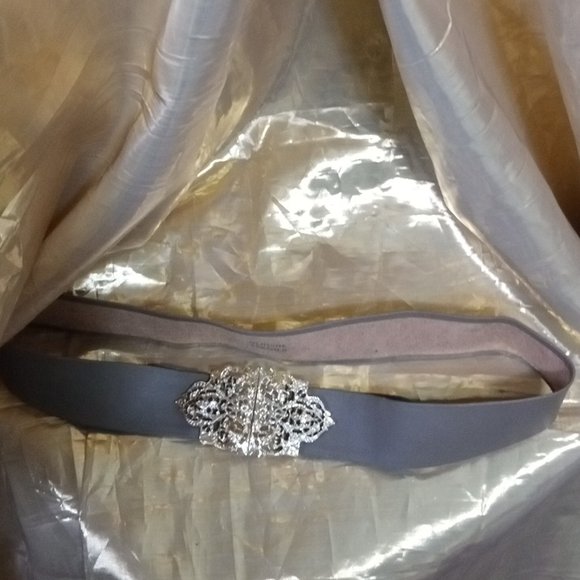 So good I had to share! Check out all the items I'm loving on <a href="/Poshmarkapp/">Poshmark</a> #poshmark #fashion #style #shopmycloset #bellefrance #pattykim: posh.mk/6Wk4YZ1bXxb