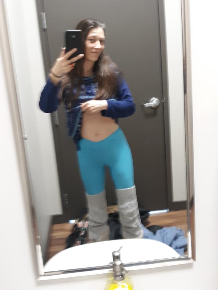 justno1special1's tweet photo. This is how a #sexuallyfrustrated #hotmessmom dresses to take her car for a safety inspection. One of the guys there went to highschool with me LOL 🤣 Aren't I so sexy?? 😏😏😎🫣 #legwarmers #spandex #duckboots #laughatyourself  I need a shower and some hot sex 😂😉 https://t.co/sw804mj6UD
