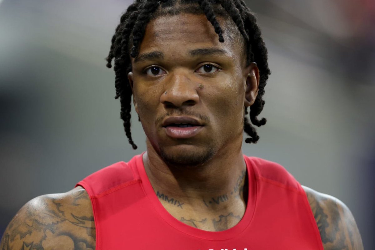 RookieWatxh's tweet photo. Anthony Richardson said that he felt an “instant rapport” when he met with Pete Carroll and the Seattle Seahawks.

Richardson said that something about his meeting with the Seahawks just “felt different.”

Richardson was reportedly the “most impressive” QB in team interviews at the NFL Combine.

The Gators QB is now third in odds to be the first pick in the NFL Draft 👀