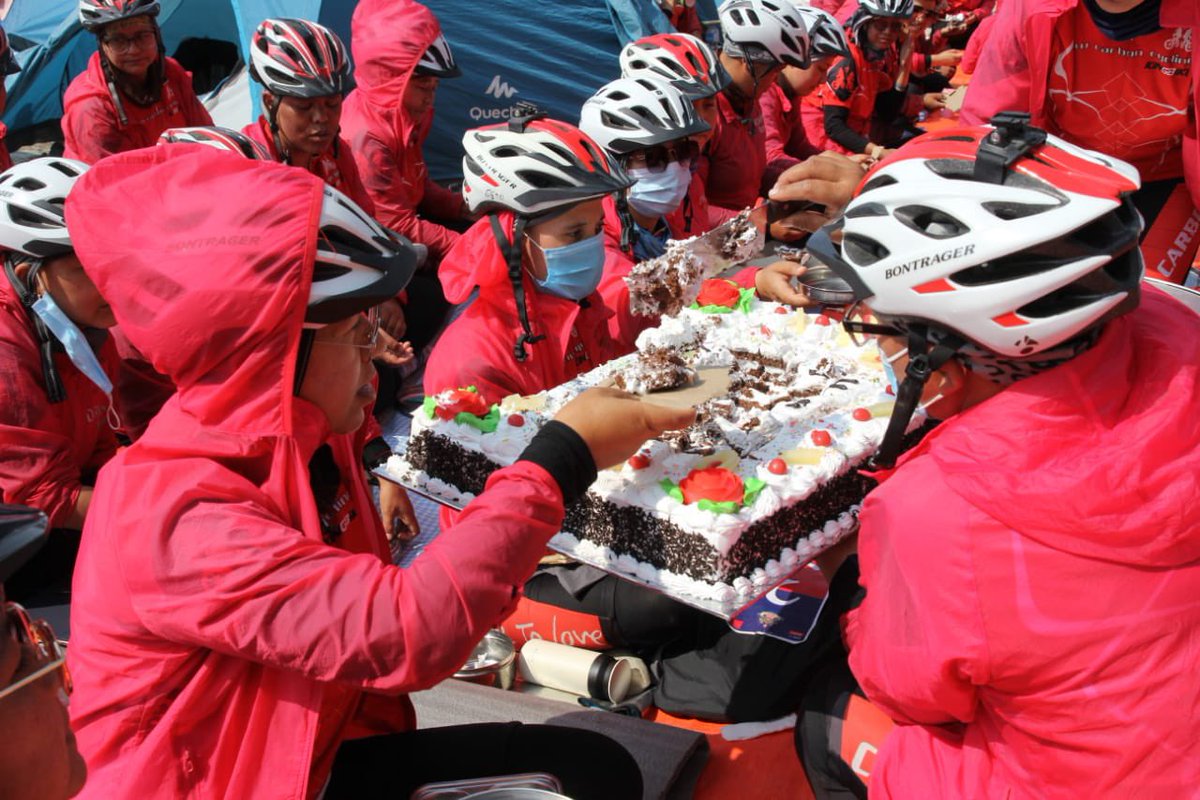 Gyalwang Drukpa tweet media