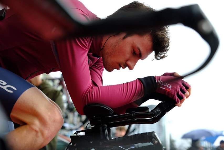 La sfortuna ha colpito il nostro <a href="/AttilioViviani/">Attilio Viviani</a>, caduto nel corso della cronometro inaugurale della #TirrenoAdriatico e costretto al ritiro

Bad luck for our Attilio Viviani who crashed in the ITT at <a href="/TirrenAdriatico/">Tirreno Adriatico</a>. The veronese rider arrived OTL

#NeverGiveUp #Teamcorratec