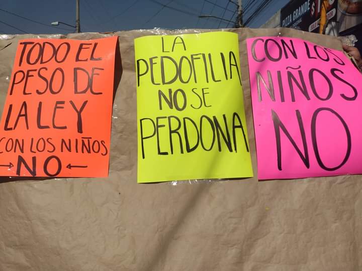 Natskatsuki's tweet photo. #LosNiñosNoSeTocan
@alfredodelmazo señor gobernador se le pide apoyo para hacer justicia por estas niñas en las instalaciones de la escuela fueron abusadas. https://t.co/WucWXIbwfE