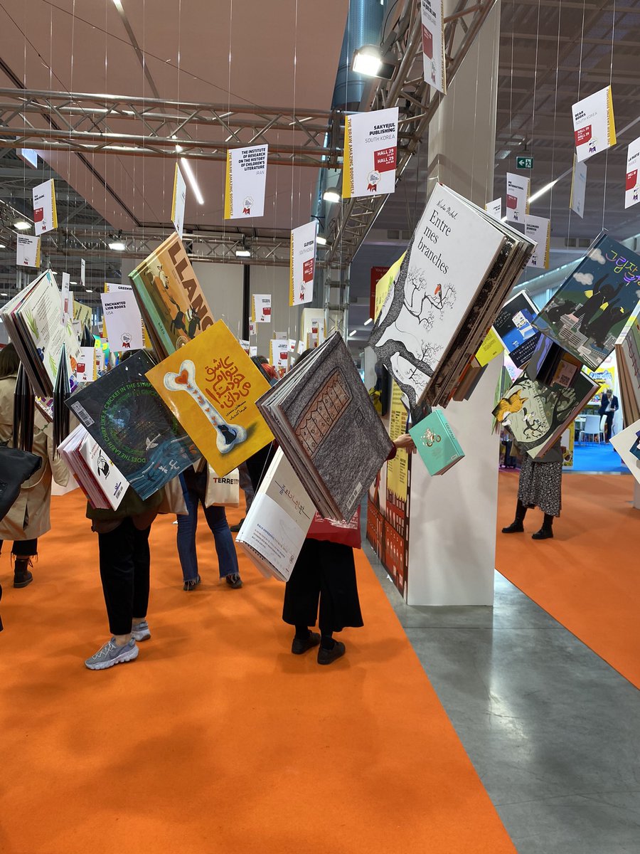 emmaarmitageink's tweet photo. Day 1 at Bologna #BCBF23 I’ve managed 20k steps today 🥴 so many gorgeous books and beautiful stands to see! Time for a well earned gelato 🍨 https://t.co/ftGCArT03A