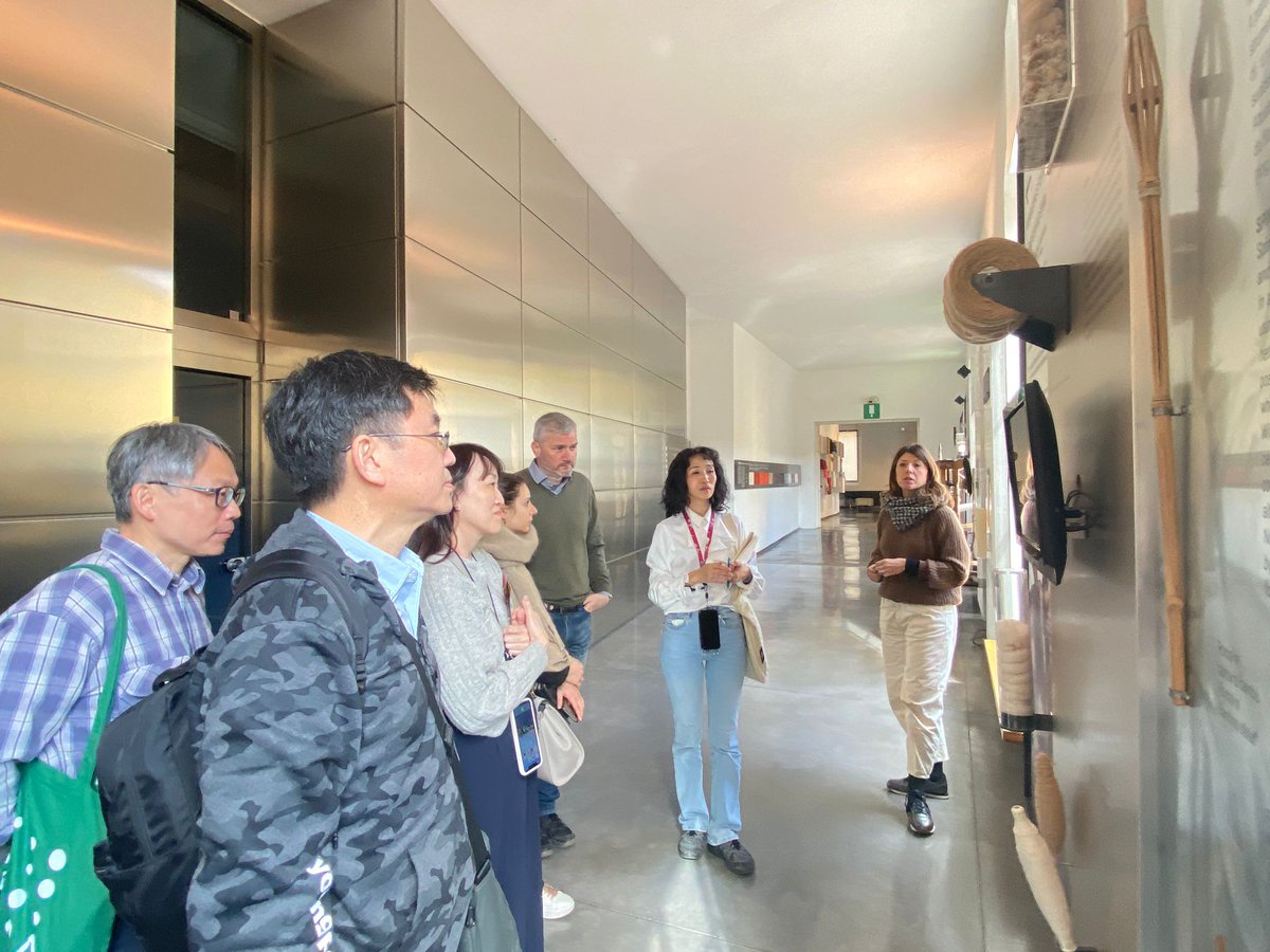 The delegate started their third day of the study visit with an eye-opening tour of the Textile Museum, where many innovative eco-generated textiles and materials are introduced #sustainable textile.