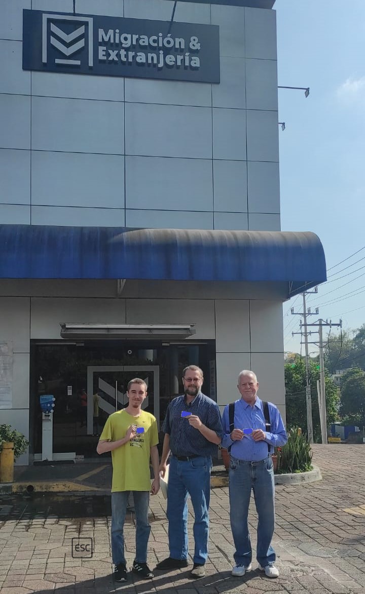 ElSalvadorVisas's tweet photo. Welcome to these handsome fellas!

Three generations of men that followed the flame of liberty all around the world and decided to settle here in El Salvador! https://t.co/s1BHvFrrmm