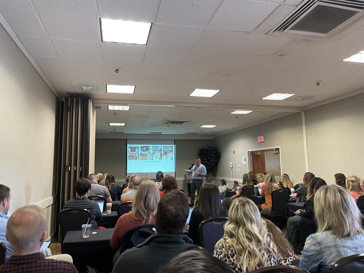 bcampbell70's tweet photo. We had a great time presenting at @MoAESP conference this morning. #funtimes #MoAESP #WeLeadMo #TheNeedtoLead https://t.co/AWJGnsMZg0