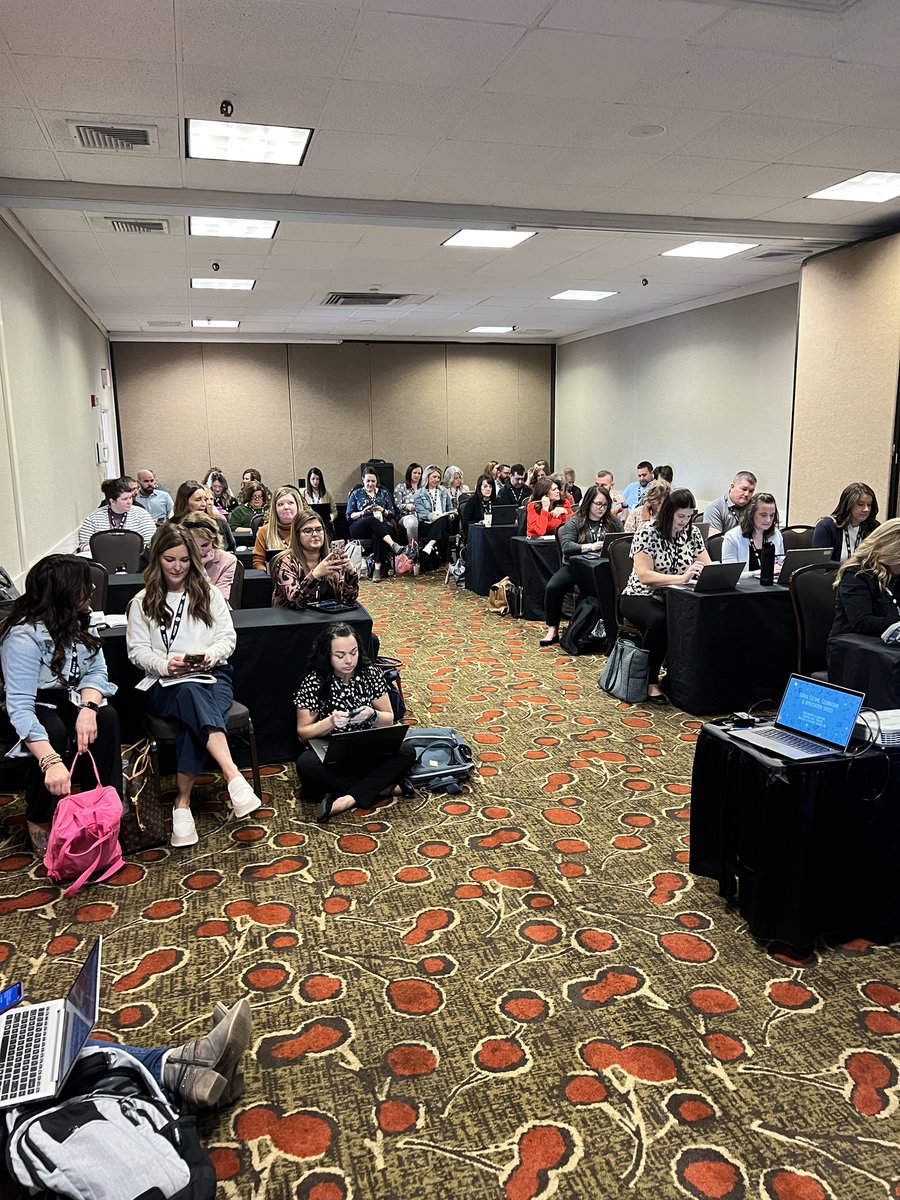 bcampbell70's tweet photo. We had a great time presenting at @MoAESP conference this morning. #funtimes #MoAESP #WeLeadMo #TheNeedtoLead https://t.co/AWJGnsMZg0