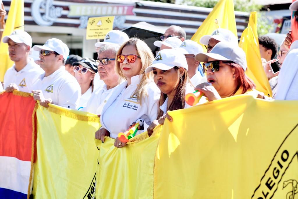 cmdorg's tweet photo. Marcha a favor del agua, el medioambiente y la salud de toda la región de San Juan de la Magua y zonas aledañas y en contra de la explotación del oro por parte de la Goldwest. #marcha #agua #goldwest #medioambiente #Salud https://t.co/tRG7GcV5xi