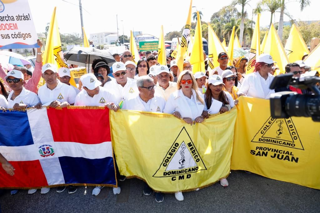 cmdorg's tweet photo. Marcha a favor del agua, el medioambiente y la salud de toda la región de San Juan de la Magua y zonas aledañas y en contra de la explotación del oro por parte de la Goldwest. #marcha #agua #goldwest #medioambiente #Salud https://t.co/tRG7GcV5xi