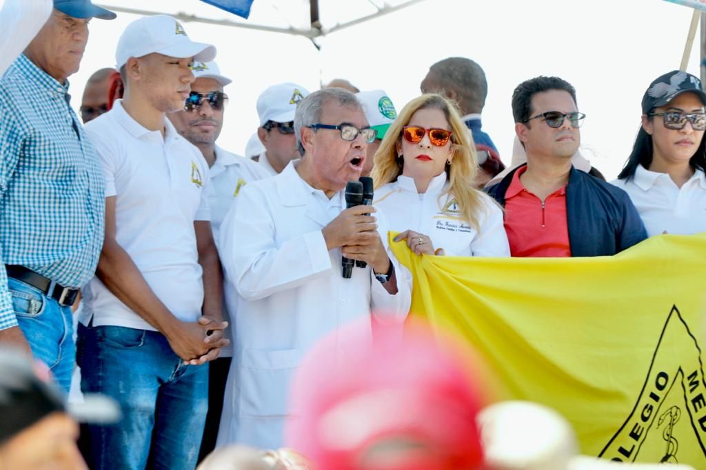 cmdorg's tweet photo. Marcha a favor del agua, el medioambiente y la salud de toda la región de San Juan de la Magua y zonas aledañas y en contra de la explotación del oro por parte de la Goldwest. #marcha #agua #goldwest #medioambiente #Salud https://t.co/tRG7GcV5xi